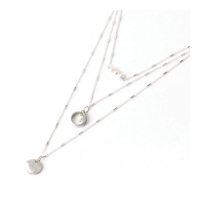 Anne-Marie Chagnon - Jack Necklace - Pewter &amp; Pearl