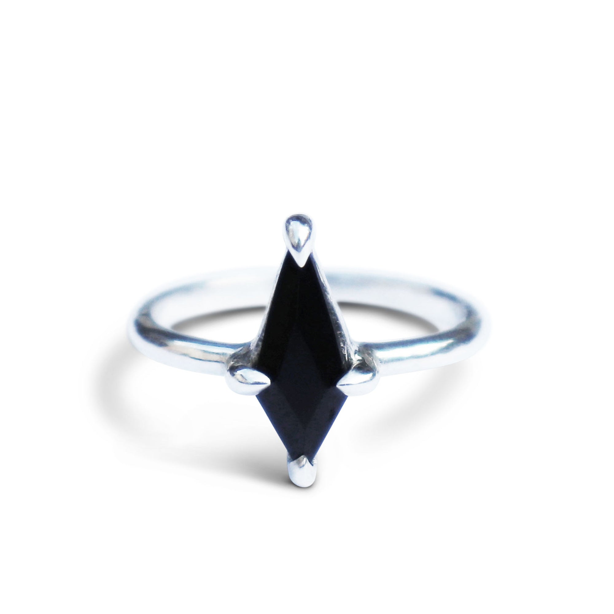 Aimée Kennedy - Crystalline Ring Medium - Silver